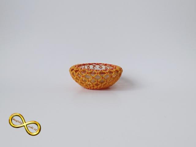 Svícínek na čajovou svíčku korálkový oranžový