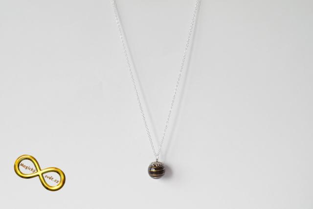 Náhrdelník "Resin" kulička tmavý se spirálou