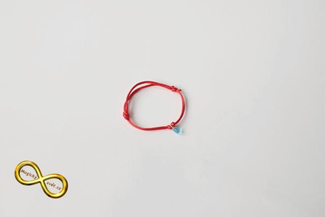 Náramek Kabbalah červený s korálkou - střední