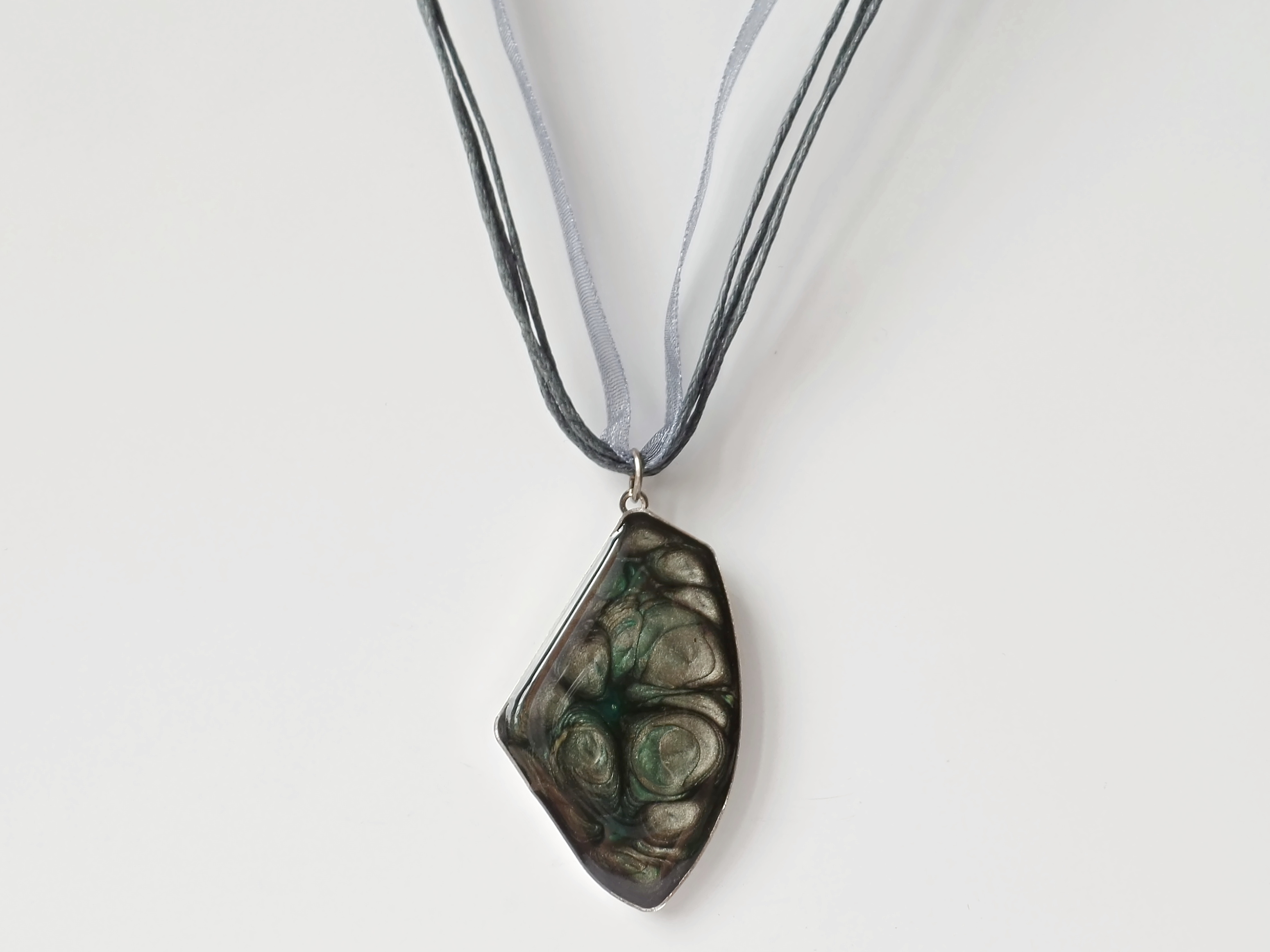 Náhrdelník "Magical Fantasy" tmavý