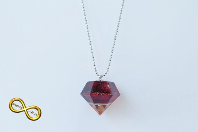 Náhrdelník "Resin" tvar diamant červeno-oranžový