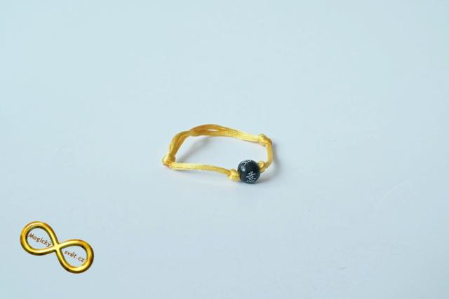 Náramek žlutý s korálkou - malý