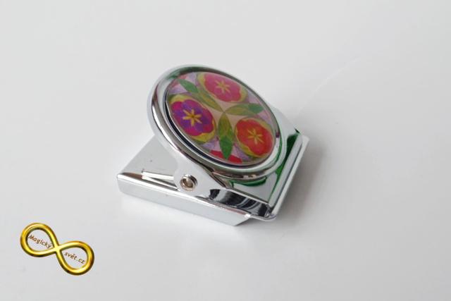 Kovový klip s malovanou mandalou "Klidné odpoledne v zahradě"