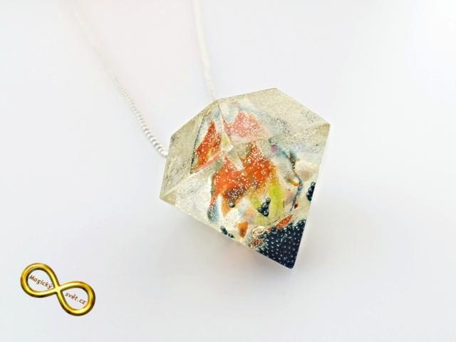 Náhrdelník "Resin" tvar diamant barevný