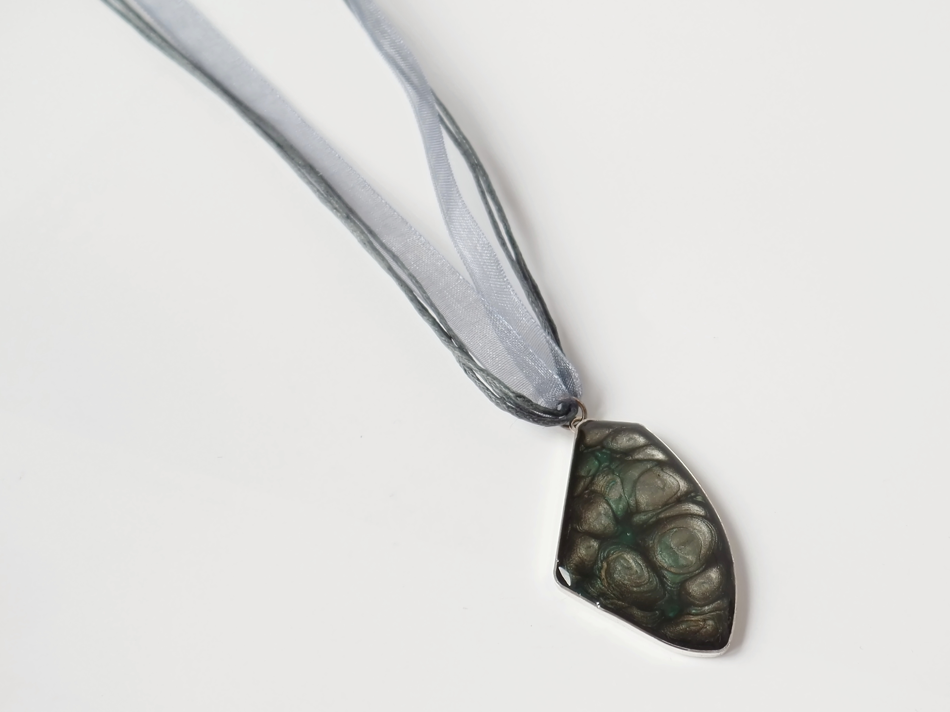 Náhrdelník "Magical Fantasy" tmavý