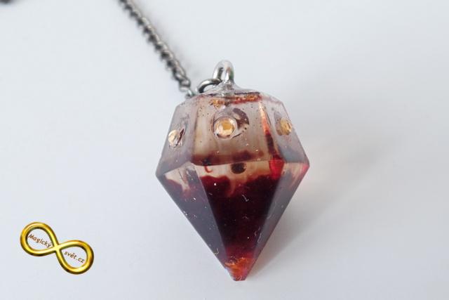 Kyvadlo "Resin" hnědé s šatony a s návodem