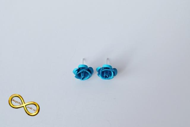 Náušnice růže kovová modrá