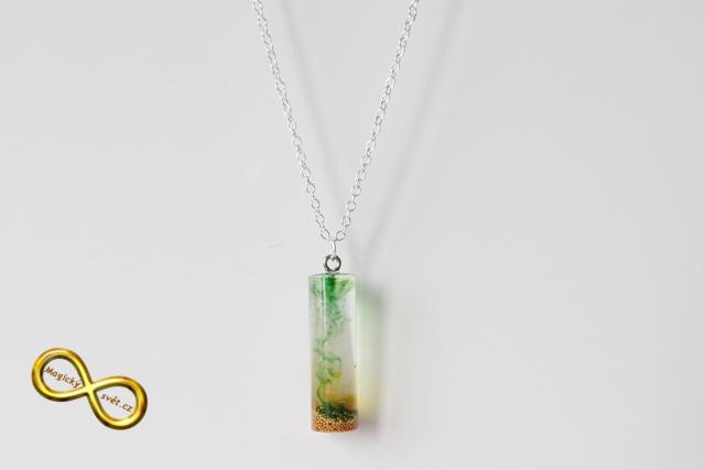 Náhrdelník "Resin" tvar válec žluto-zelený