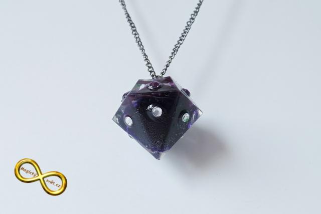 Náhrdelník "Resin" tvar diamant fialový s šatony