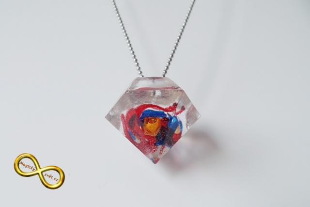Náhrdelník "Resin" tvar diamant barevný