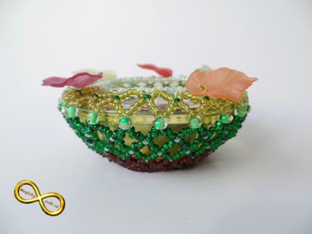 Svícínek na čajovou svíčku korálkový podzimní