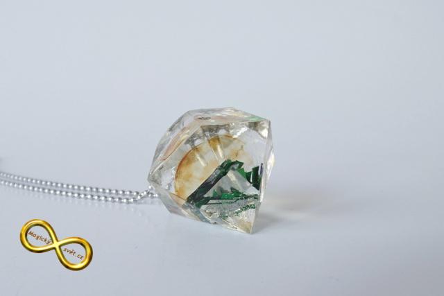 Náhrdelník "Resin" tvar diamant barevný