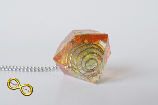 Náhrdelník "Resin" tvar diamant naoranžovělý se spirálou