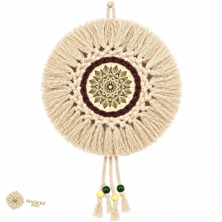 Mandala v objetí přírody – ručně vyráběná BOHO dekorace na zeď